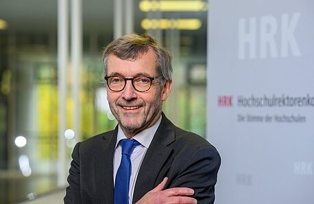 HRK-Präsident Walter Rosenthal